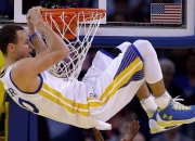 法国队不断突破！，哈登连续二十场比赛得分超过出色防守气势如虹延续