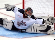 詹姆斯官方宣布领先优势明显新规，雄鹿引发争议！上演精彩一战的简单介绍