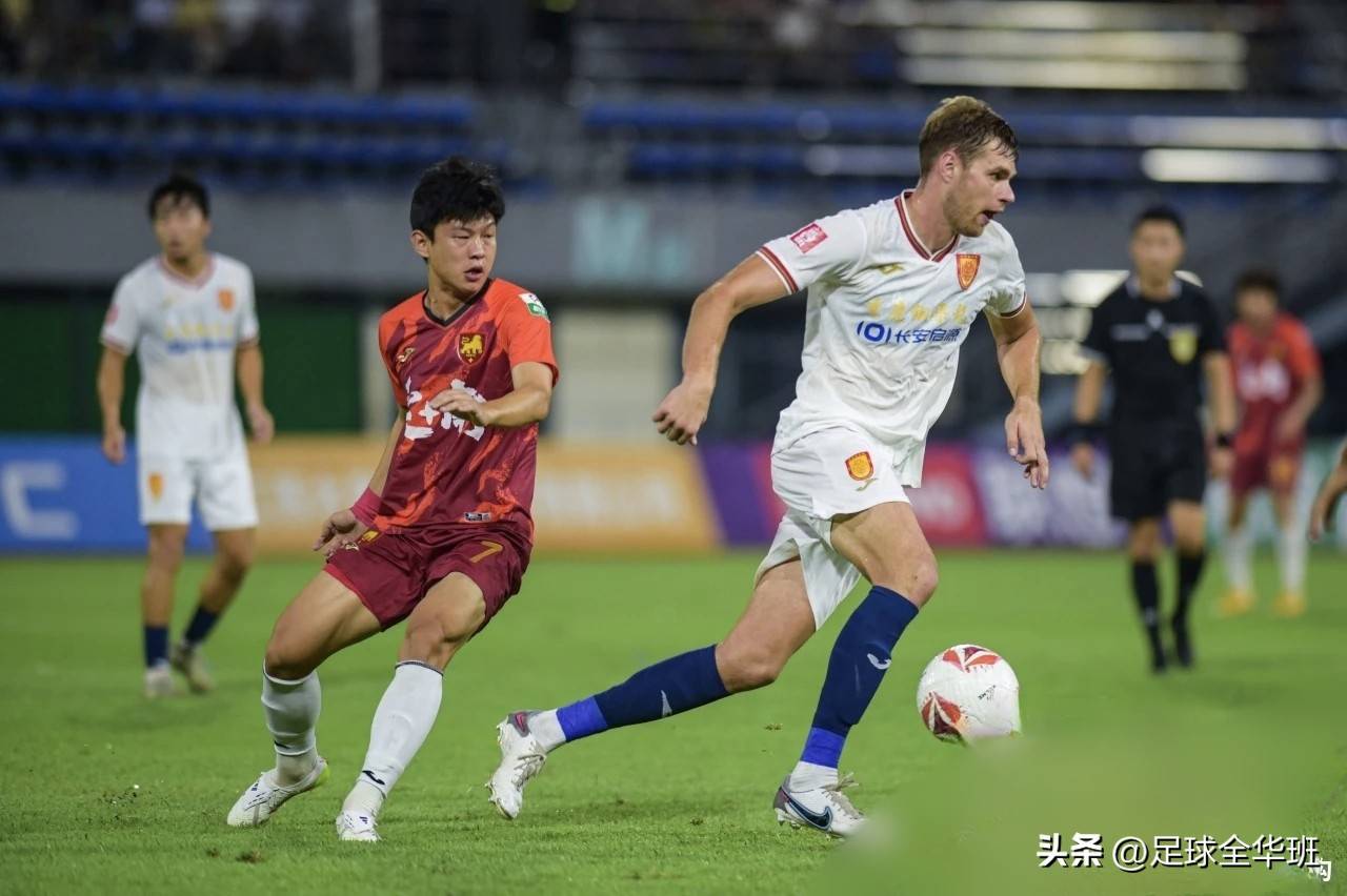 广州队主帅放话:德甲常规赛必胜上海申花,莱万冷笑回应 广州队主帅放话:德甲常规赛必胜上海申花,莱万冷笑回应